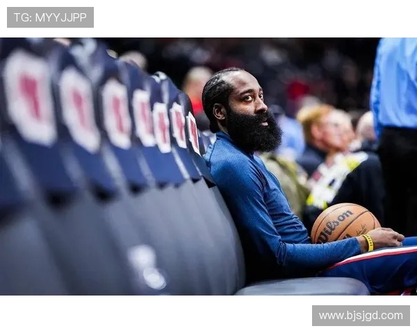 哈登强调季后赛角色球员表现关键梅里尔砍下32分助力球队胜利